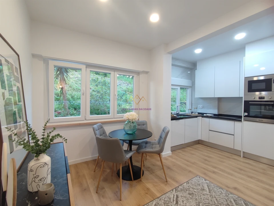 Apartamento T2 para Venda em Benfica Foto 14