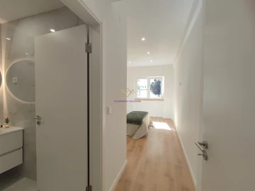 Apartamento T2 para Venda em Benfica