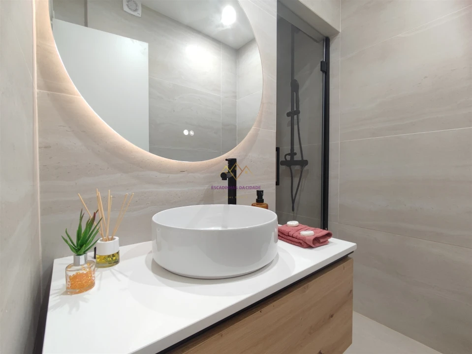 Apartamento T2 para Venda em Benfica Foto 30