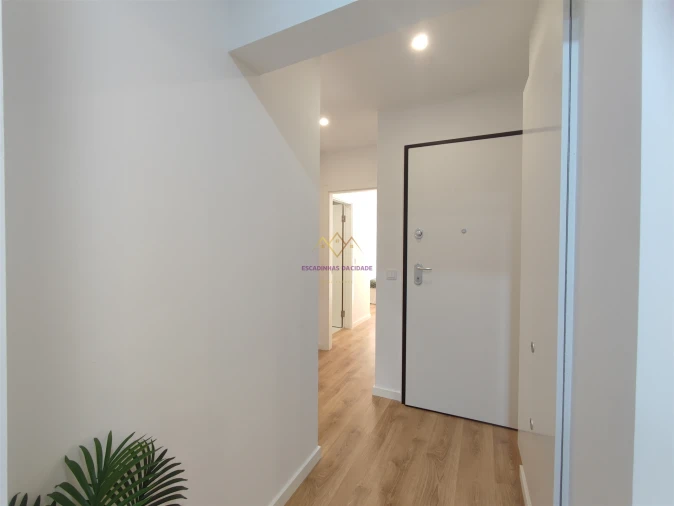 Apartamento T2 para Venda em Benfica Foto 19