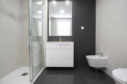 Apartamento T4 para Venda em Odivelas