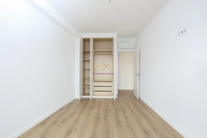 Apartamento T4 para Venda em Odivelas