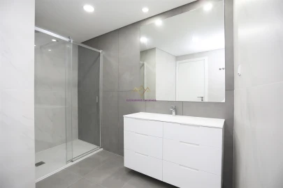 Apartamento T4 para Venda em Odivelas