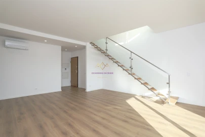 Apartamento T4 para Venda em Odivelas