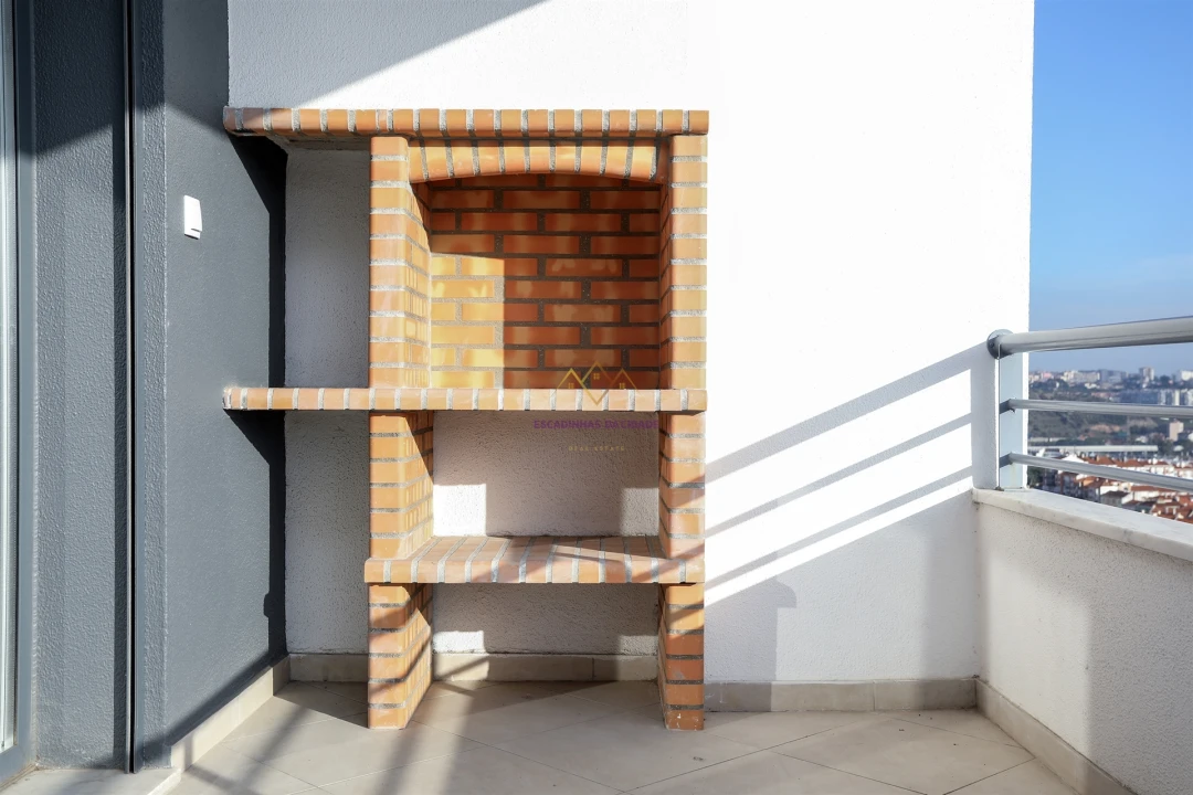Apartamento T4 para Venda em Odivelas Foto 9