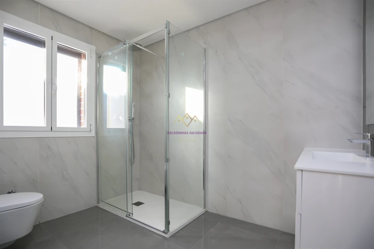 Apartamento T4 para Venda em Odivelas Foto 31