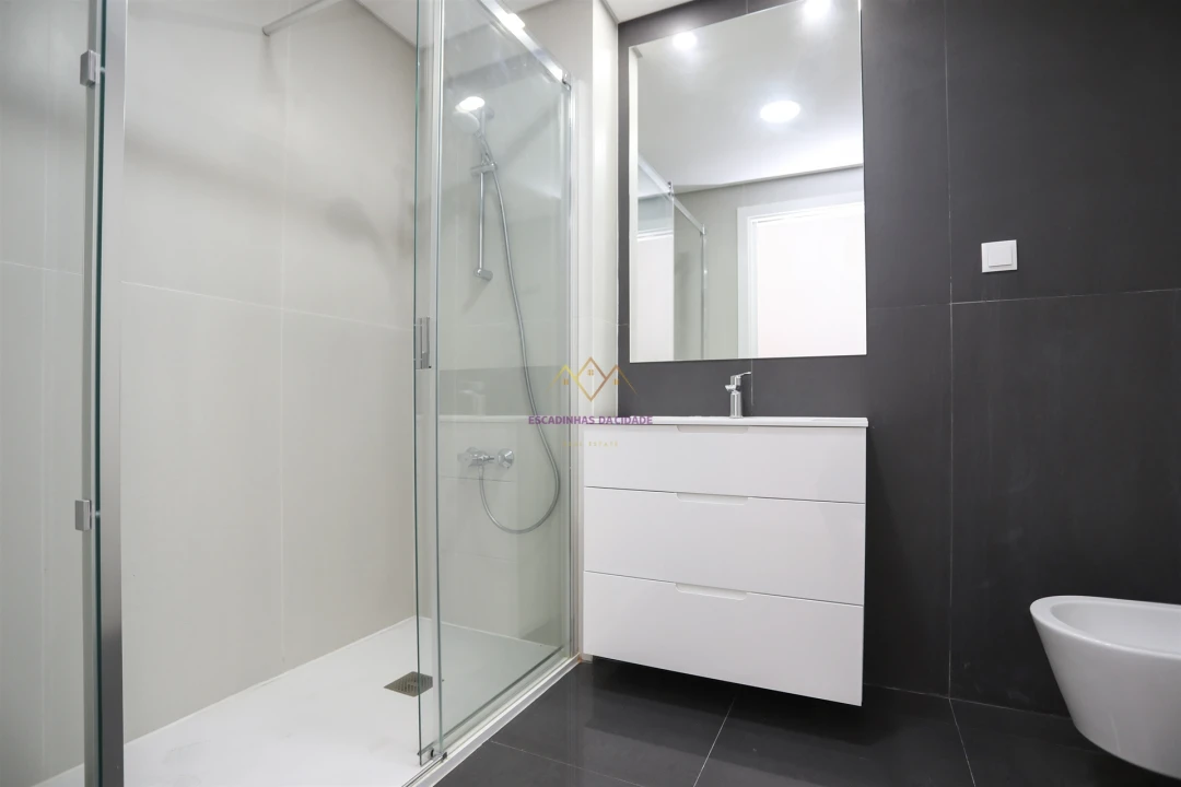 Apartamento T4 para Venda em Odivelas Foto 33