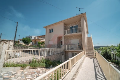 Moradia T3 para Venda em Arões (São Romão)