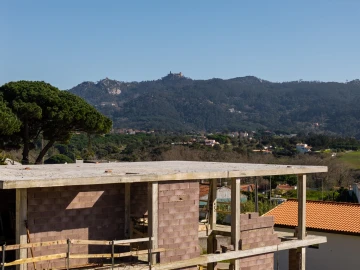 Moradia T4 para Venda em Santa Maria e São Miguel, São Martinho, São Pedro Penaferrim