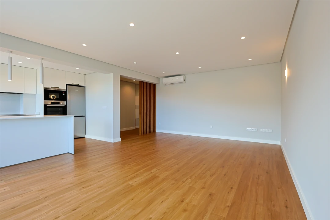 Apartamento T2 para Venda em Funchal (Se) Foto 32