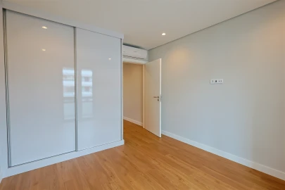 Apartamento T2 para Venda em Funchal (Se)