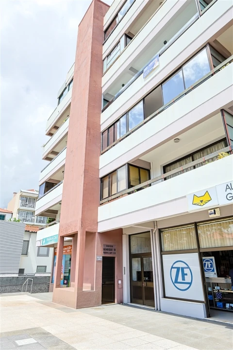 Apartamento T2 para Venda em Funchal (Se)
