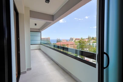 Apartamento T2 para Venda em Funchal (Se)