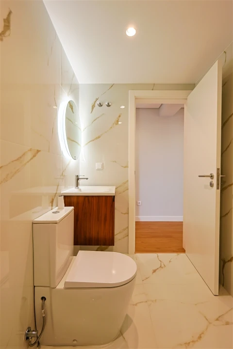 Apartamento T2 para Venda em Funchal (Se)