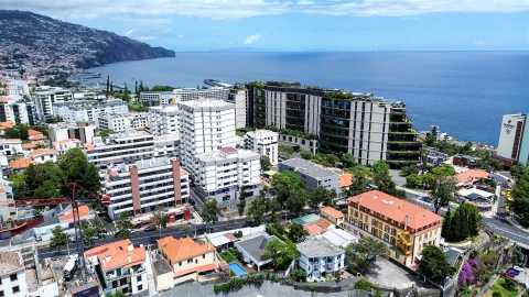 Apartamento T2 para Venda em Funchal (Se)