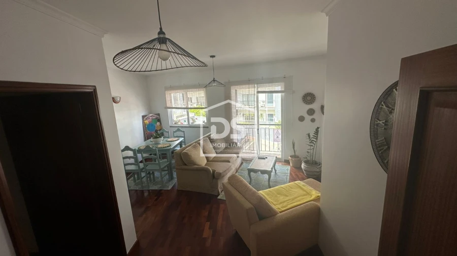 Apartamento T2 para Venda em Caniço Foto 8