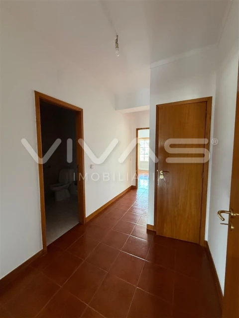 Apartamento T2 para Arrendamento em Vila Verde e Barbudo