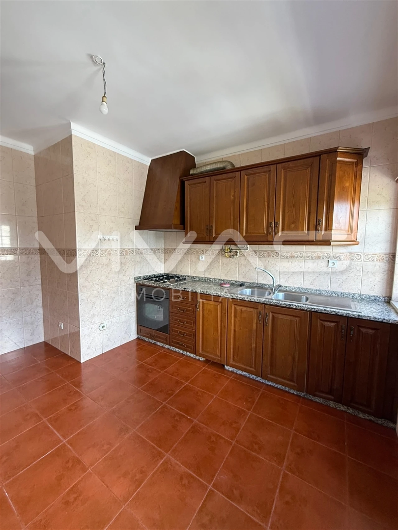 Apartamento T2 para Arrendamento em Vila Verde e Barbudo Foto 1