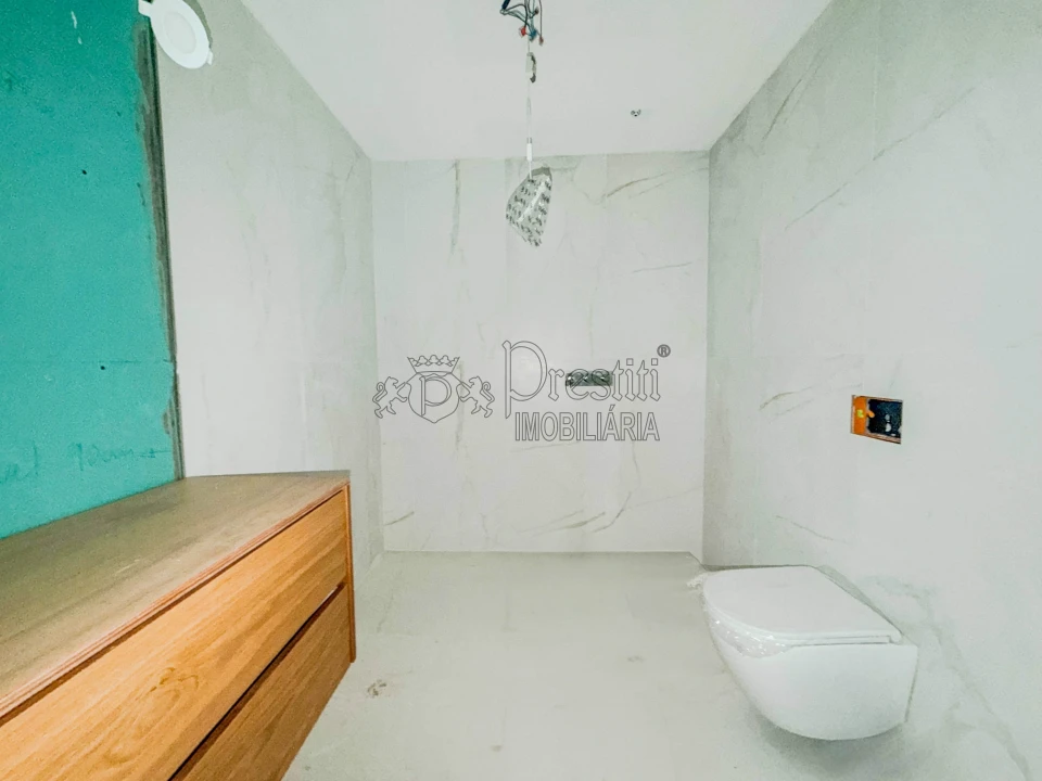 Apartamento T2 para Arrendamento em Urgezes Foto 5