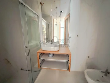 Apartamento T2 para Arrendamento em Urgezes