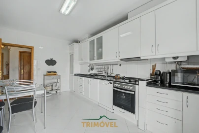 Apartamento T3 para Venda em São João da Madeira