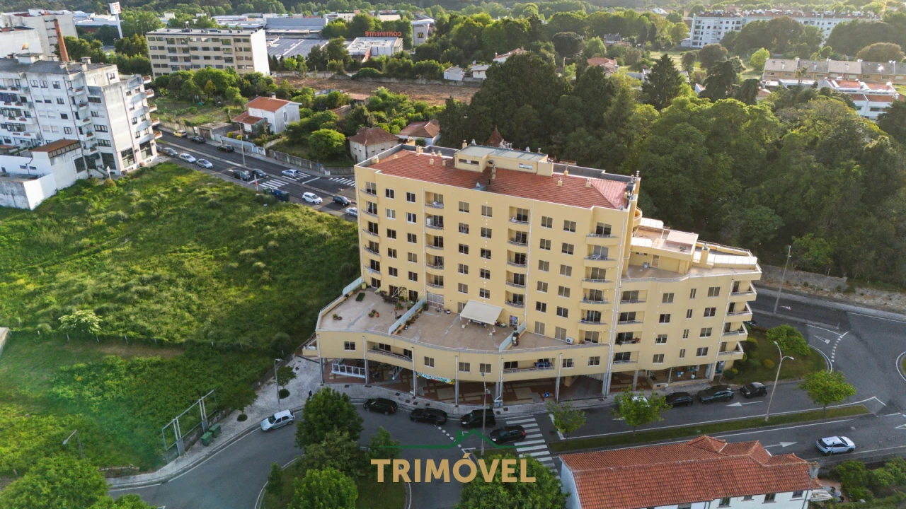 Apartamento T3 para Venda em São João da Madeira Foto 2