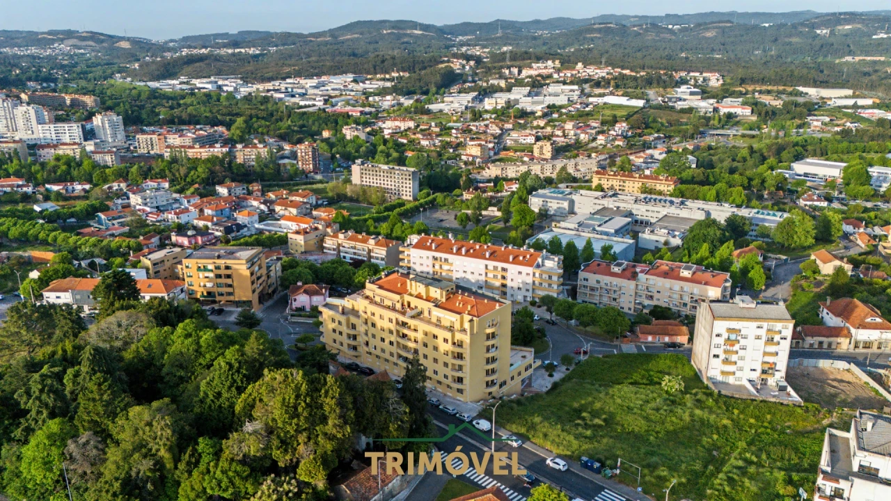 Apartamento T3 para Venda em São João da Madeira Foto 30
