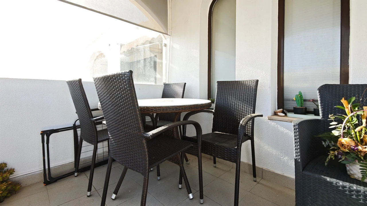 Apartamento T2 para Venda em Albufeira e Olhos de Água Foto 7