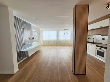 Apartamento T3 para Venda em Loule (São Clemente)