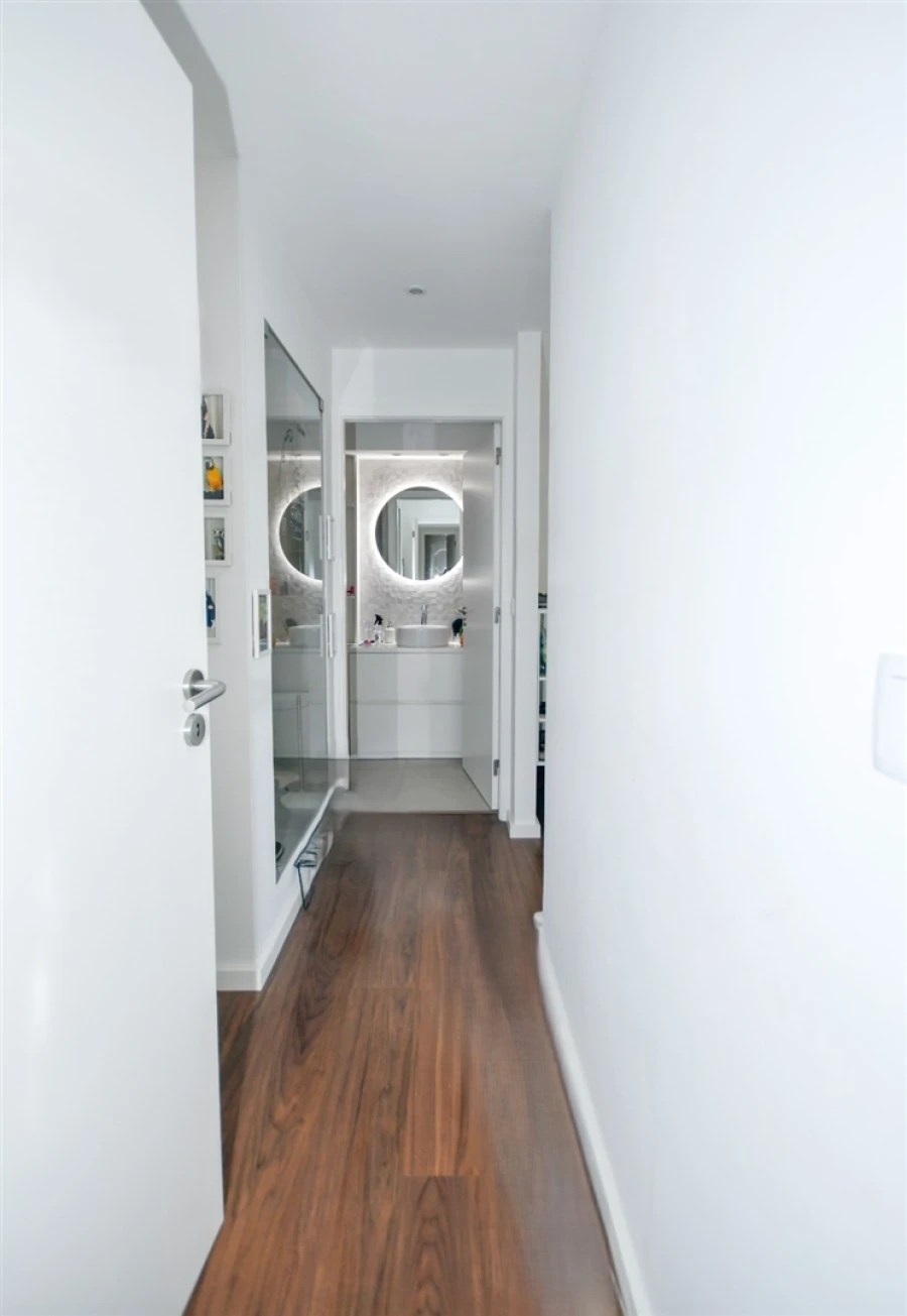 Apartamento T5 para Venda em Ramalde Foto 11