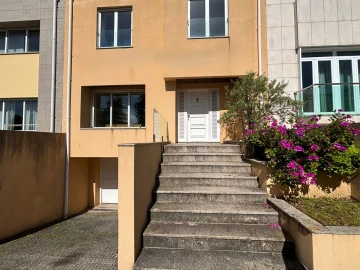 Moradia T5 para Venda em Aldoar, Foz do Douro e Nevogilde