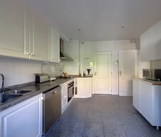 Moradia T5 para Venda em Aldoar, Foz do Douro e Nevogilde