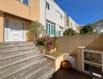 Moradia T5 para Venda em Aldoar, Foz do Douro e Nevogilde