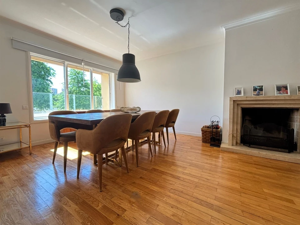 Moradia T5 para Venda em Aldoar, Foz do Douro e Nevogilde Foto 12