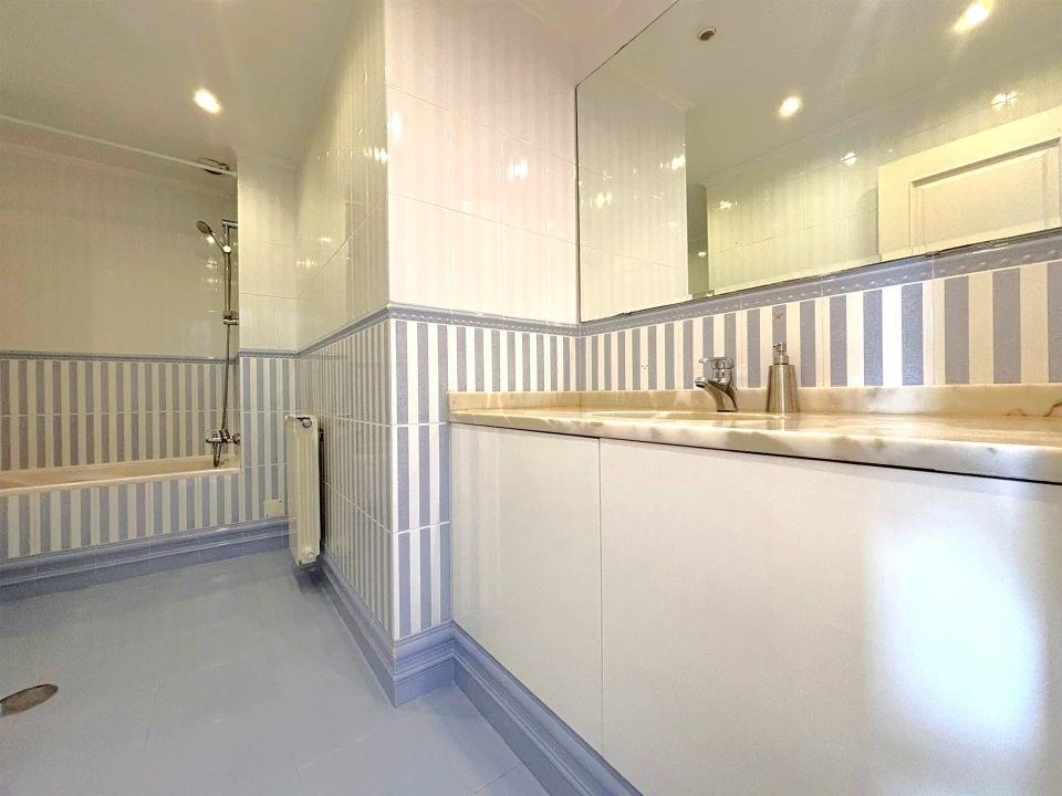 Moradia T5 para Venda em Aldoar, Foz do Douro e Nevogilde Foto 38