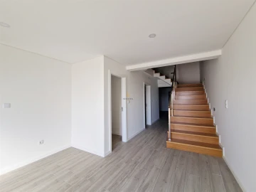 Moradia T5 para Venda em Ranhados