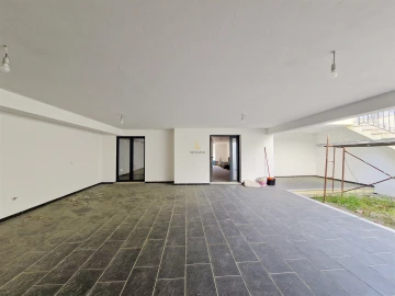 Moradia T5 para Venda em Ranhados