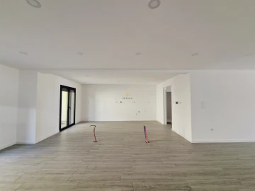 Moradia T5 para Venda em Ranhados