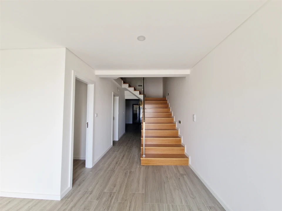 Moradia T5 para Venda em Ranhados Foto 4