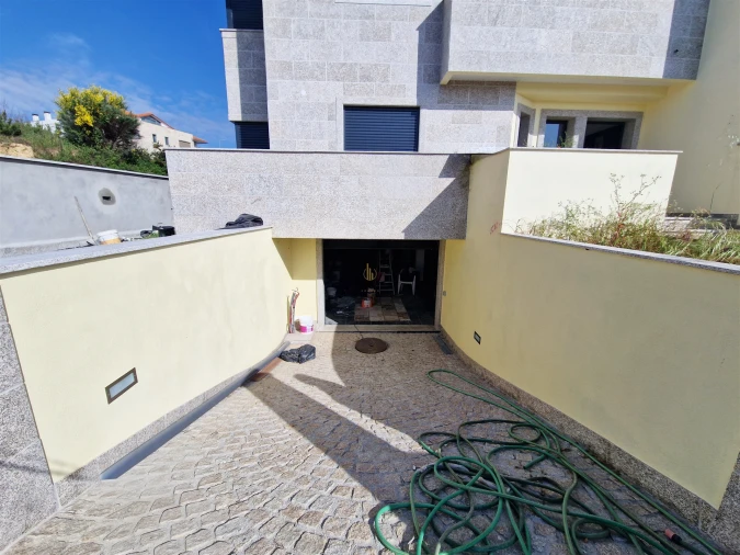 Moradia T5 para Venda em Ranhados Foto 23