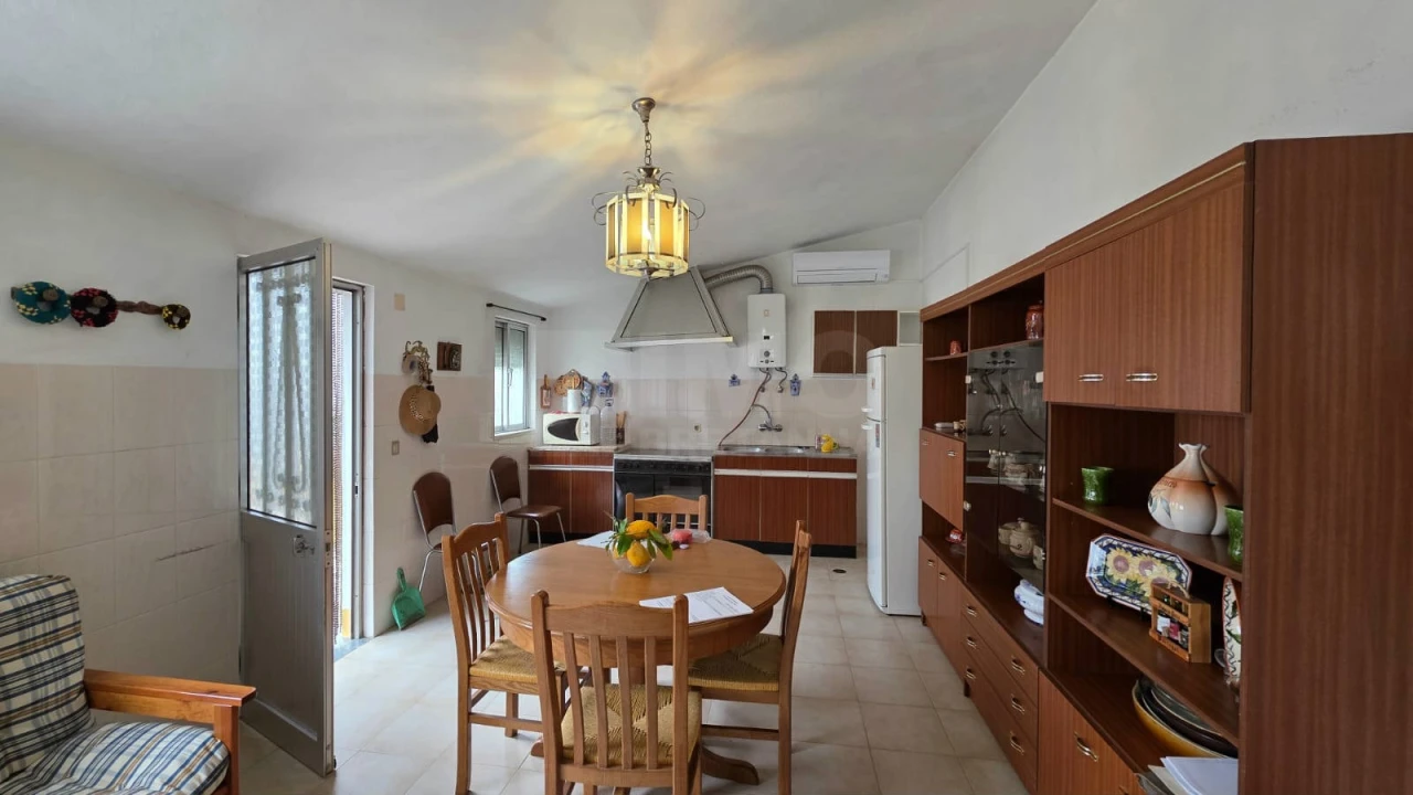 Moradia T2 para Venda em Benquerenças Foto 9