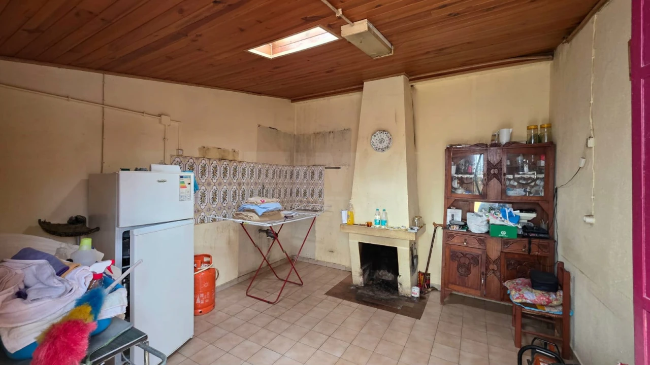 Moradia T2 para Venda em Benquerenças Foto 14