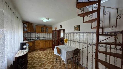 Moradia T2 para Venda em Benquerenças