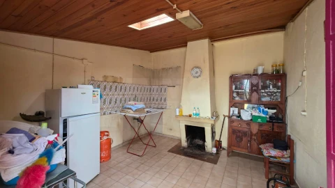 Moradia T2 para Venda em Benquerenças