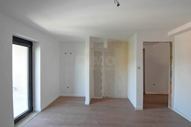 Apartamento T1 para Venda em Teixoso e Sarzedo Foto 5