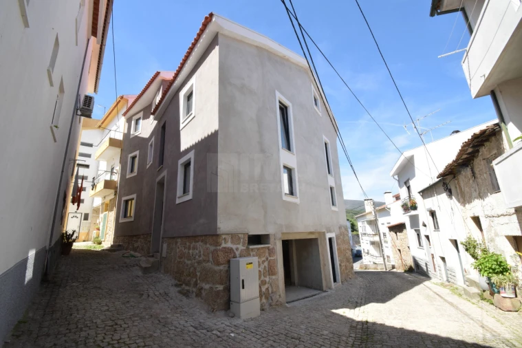 Apartamento T2 para Venda em Teixoso e Sarzedo Foto 8