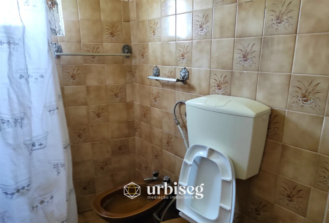 Moradia T2 para Venda em Maiorca Foto 26