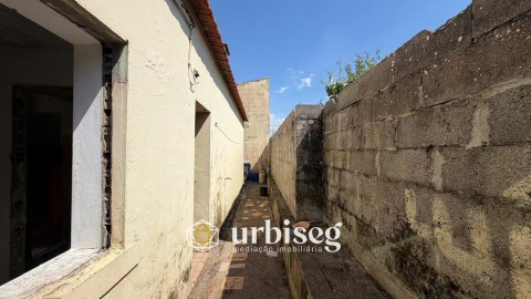 Moradia T2 para Venda em Maiorca