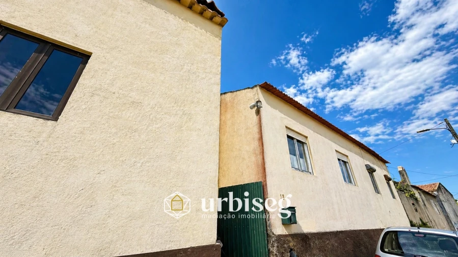 Moradia T2 para Venda em Maiorca Foto 2