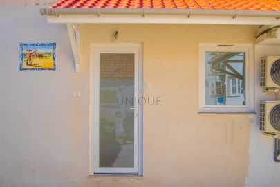 Quarto para Arrendamento em Aradas